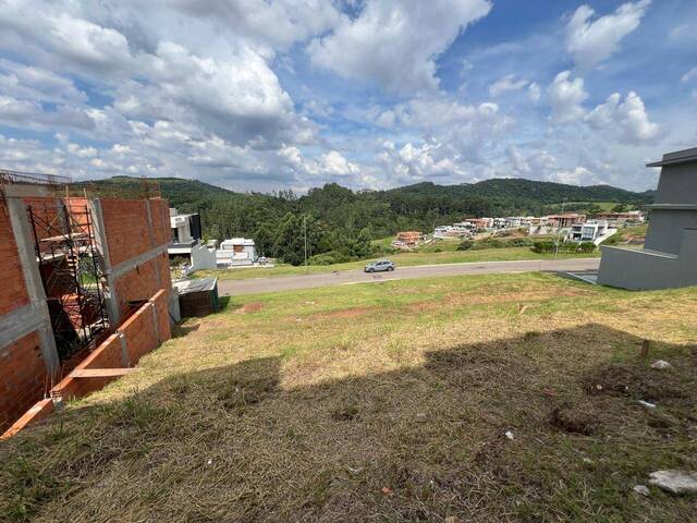 #2024 - Terreno para Venda em Santana de Parnaíba - SP - 2